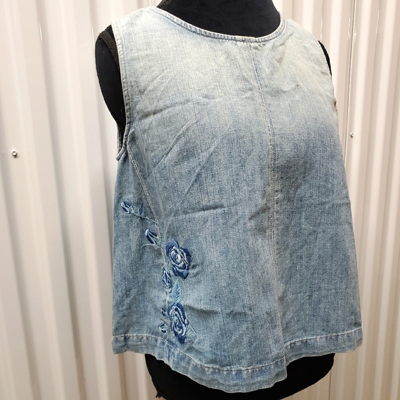 🎀Clearance🎀 NWT JBRAND DENIM embroidered top - Picture 2 of 15
